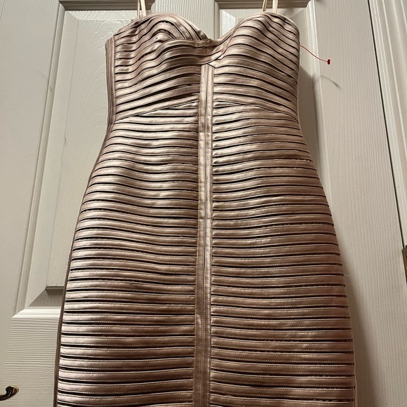 NWT BCBG rose gold dress size 4 - Picture 4 of 11